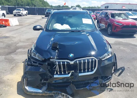 2025 BMW X1 xDrive28I z USA, uszkodzony, nr VIN WBX73EF04S5198522